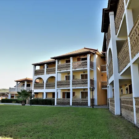 Elpida Apart-hotel 3*