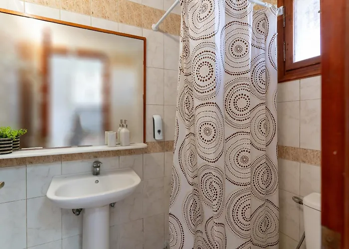 Elpida מלון דירות אליקאנאס