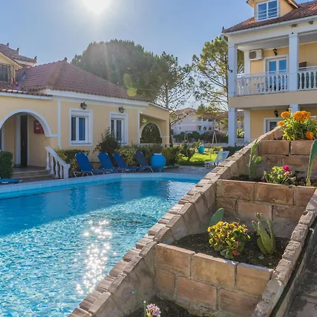 Aparthotel Elpida 2*