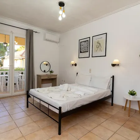 Elpida Aparthotel