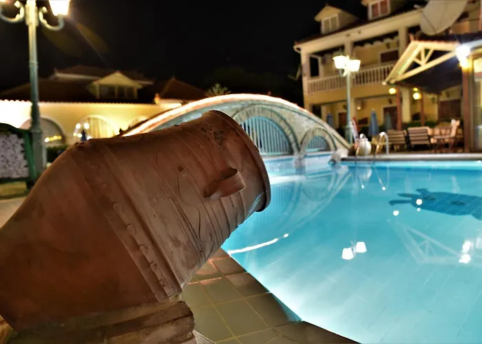 Apartmanhotel Elpida 3*